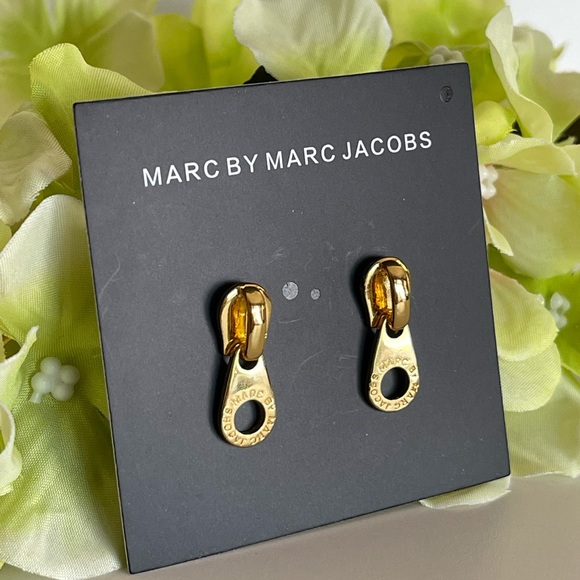 Marc By Marc Jacobs zipper pull stud earrings - Picture 8 of 9